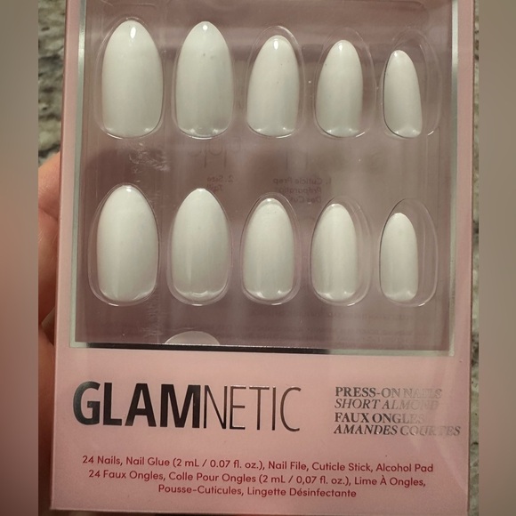 GLAMNETIC Press-On Nails Set - Assorted - Picture 3 of 13